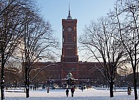 Thumbnail of rotesrathaus.jpg